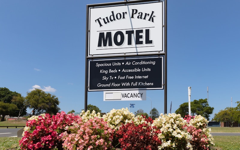 Tudor Park Motel