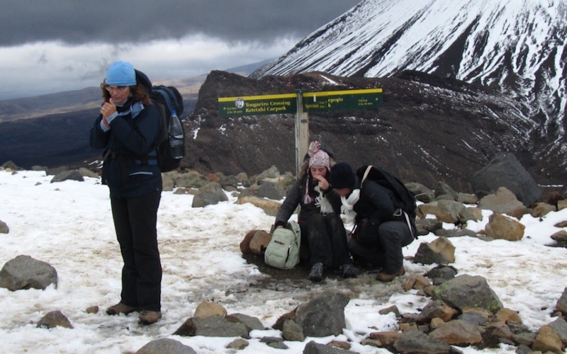 Icy lunch stop on the Tongariro Crossing